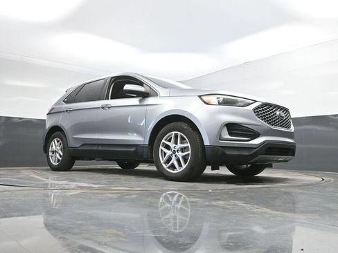 Used 2024 Ford Edge SEL AWD/4WD image 44