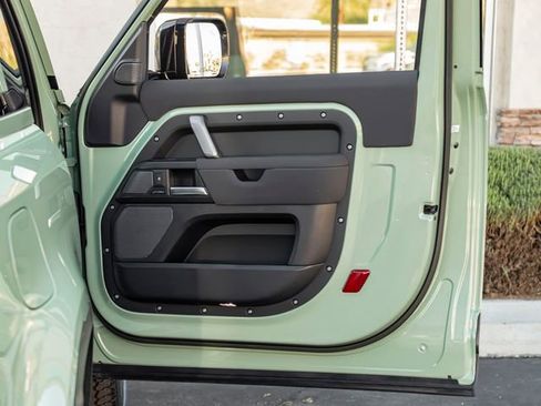 Used 2023 Land Rover Defender 110 75th Limited Edition image 26