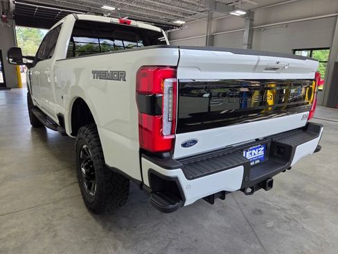 Used 2025 Ford F250 Platinum w/ Tremor Off-Road Package AWD/4WD image 6