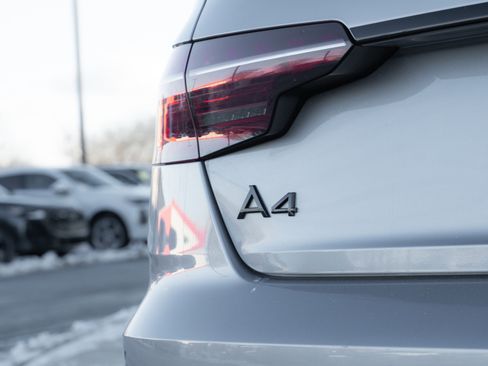 Certified 2022 Audi A4 2.0T Prestige image 31