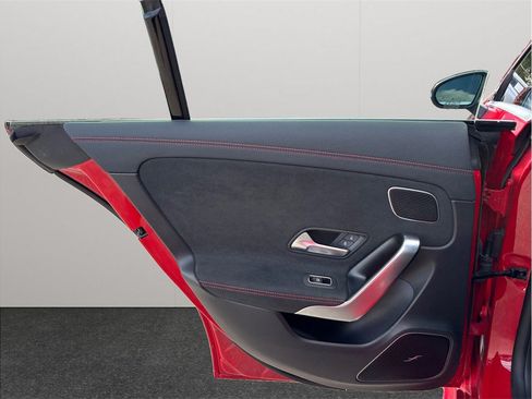 Used 2020 Mercedes-Benz CLA 250 image 37