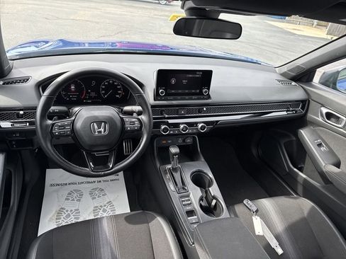 Certified 2024 Honda Civic Sport image 30