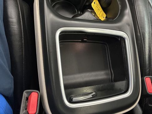 Used 2018 Chrysler Pacifica Touring-L Plus FWD image 57