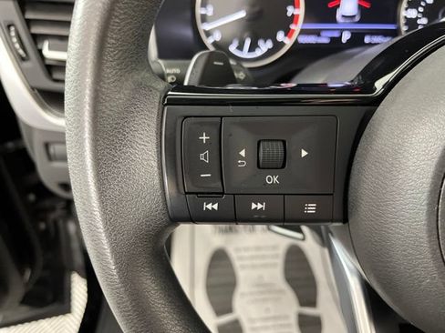 Used 2023 Nissan Rogue SV FWD image 21