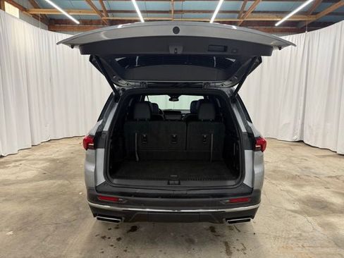 Used 2025 Buick Enclave Preferred AWD/4WD image 23
