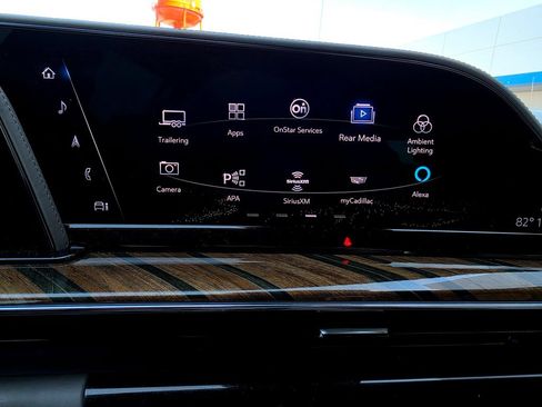 Used 2021 Cadillac Escalade Premium Luxury Platinum AWD/4WD image 53