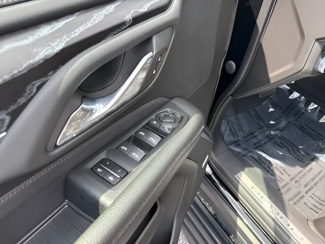 Used 2023 GMC Yukon Denali AWD/4WD image 11