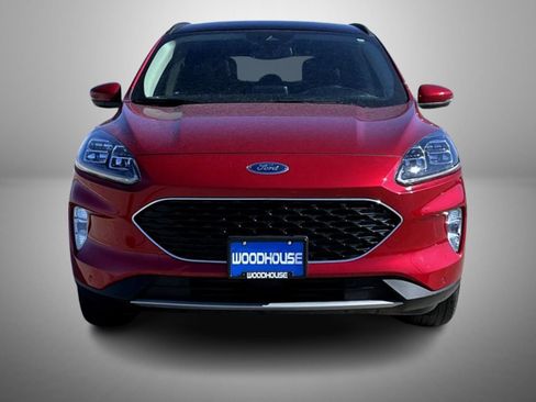 Used 2020 Ford Escape Titanium w/ Titanium Premium Package 2.0 image 2