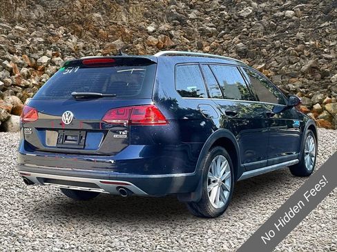 Used 2017 Volkswagen Golf Alltrack SE AWD/4WD image 2