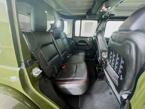 Used 2021 Jeep Wrangler Unlimited Rubicon image 31