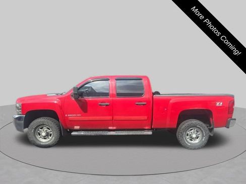 Used 2007 Chevrolet Silverado 2500 LT w/ 1LT Convenience Package AWD/4WD image 8
