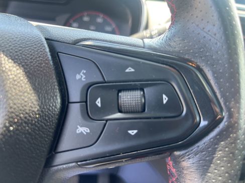 Used 2021 Chevrolet TrailBlazer RS w/ Sun and Liftgate Package FWD image 30