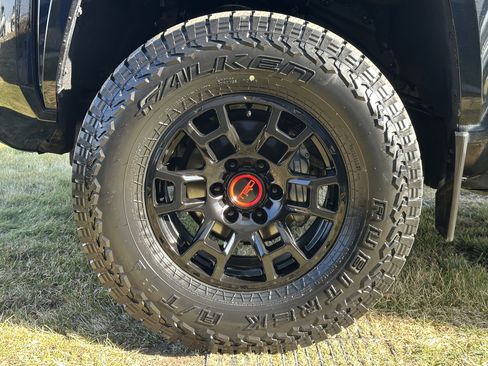 Used 2024 Toyota Tacoma SR5 image 11