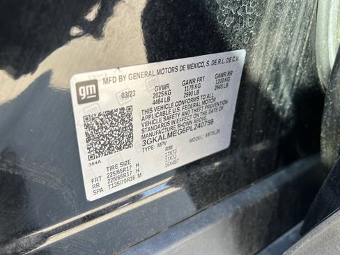 Used 2023 GMC Terrain SLE w/ Driver Convenience Package FWD image 34
