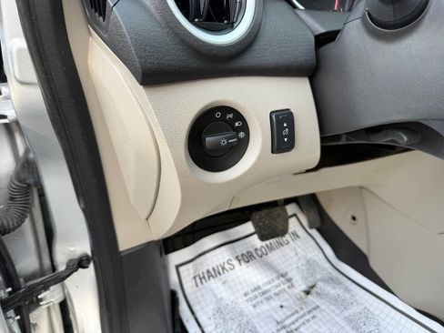 Used 2016 Ford Fiesta SE w/ Cold Weather Package image 16