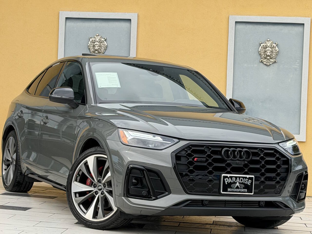 Used 2023 Audi SQ5 Premium Plus w/ Premium Plus Package AWD/4WD image 1
