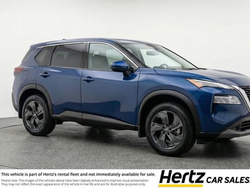 Used 2025 Nissan Rogue SV FWD image 1