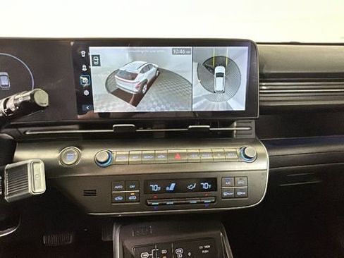 Used 2024 Hyundai Kona Limited FWD image 25