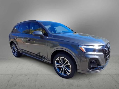 New 2026 Audi Q7 Premium image 2
