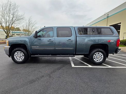 Used 2011 Chevrolet Silverado 3500 LTZ w/ Suspension Package, Off-Road image 3