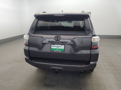 Used 2019 Toyota 4Runner SR5 Premium image 7