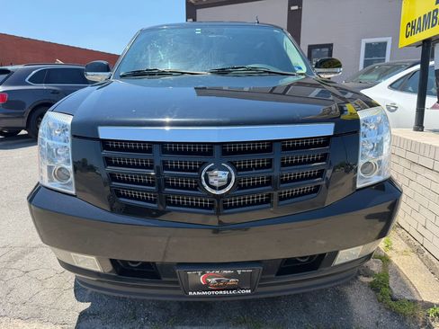 Used 2009 Cadillac Escalade AWD image 6