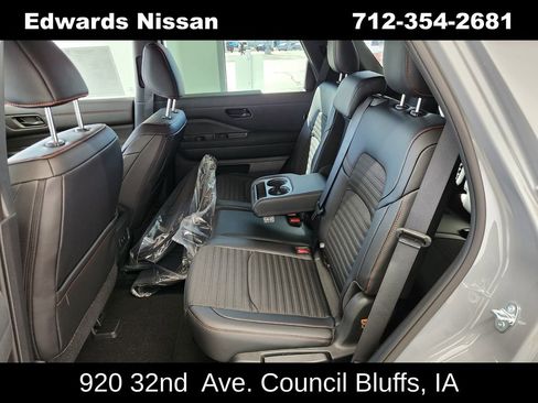 New 2026 Nissan Pathfinder Rock Creek image 17