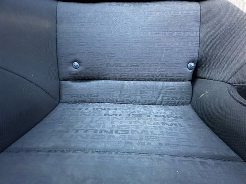 Used 2005 Ford Mustang Coupe image 44