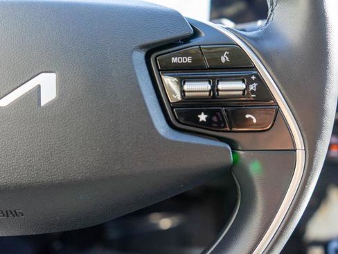 Certified 2024 Kia EV6 Light image 18