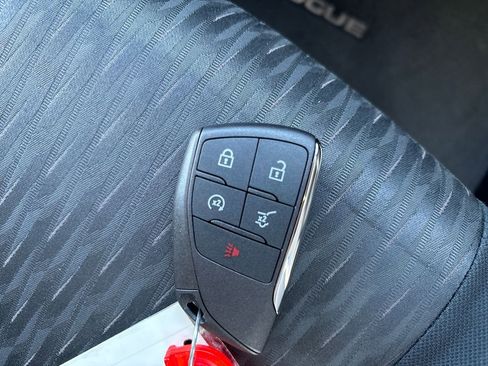 Used 2017 Nissan Rogue SV FWD image 36