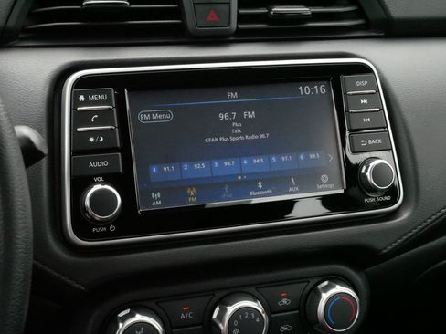 Used 2024 Nissan Versa S w/ Trunk Package FWD image 22