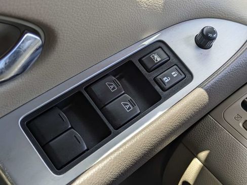 Used 2012 Nissan Murano SL AWD/4WD image 26