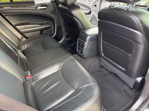 Used 2022 Chrysler 300 Touring L w/ Popular Equipment Group image 24