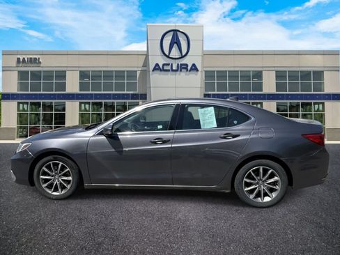 Used 2020 Acura TLX FWD image 2