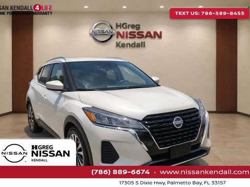 Certified 2024 Nissan Kicks SV FWD image 1