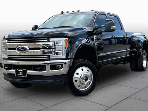 Used 2019 Ford F450 Lariat w/ Lariat Ultimate Package AWD/4WD image 37