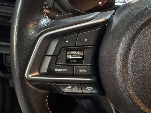 Used 2023 Subaru Crosstrek 2.0i Premium image 21