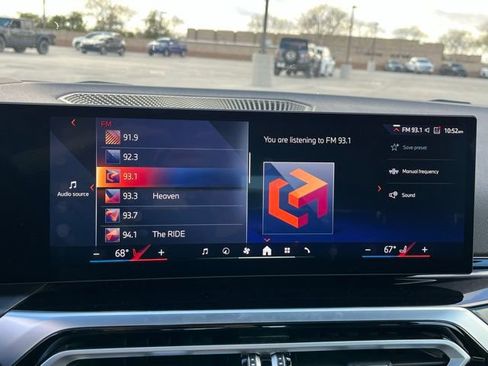 Used 2024 BMW i4 eDrive40 image 25