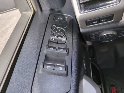 Certified 2021 Ford F250 Lariat w/ Lariat Value Package AWD/4WD image 24
