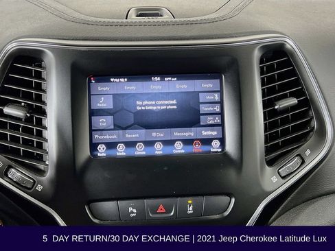 Used 2021 Jeep Cherokee Latitude Lux AWD/4WD image 17