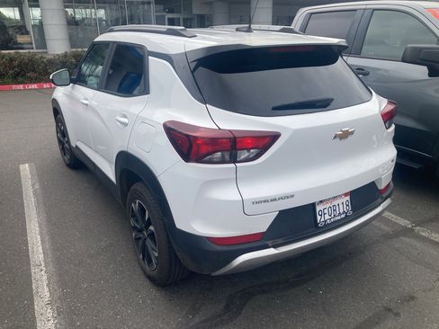 Used 2023 Chevrolet TrailBlazer LT w/ Convenience Package image 7