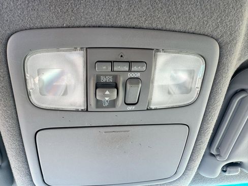 Used 2007 Toyota Highlander 2WD Hybrid image 23