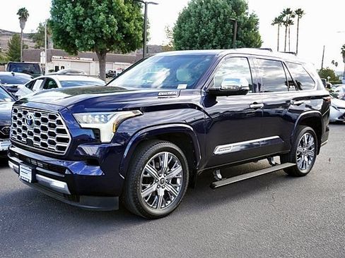 Used 2024 Toyota Sequoia Capstone AWD/4WD image 9