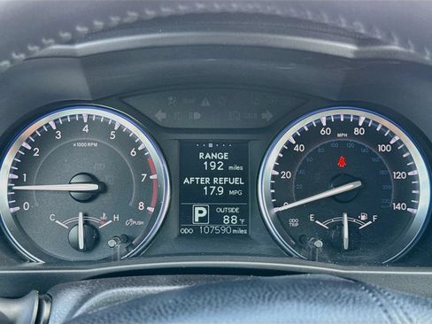 Used 2015 Toyota Highlander Plus FWD image 14