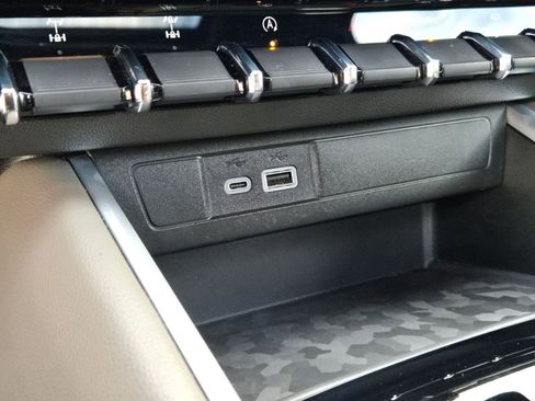 Used 2024 Chevrolet Colorado ZR2 w/ Safety Package image 20