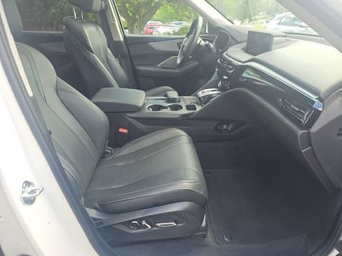Used 2024 Acura MDX SH-AWD w/ Technology Package image 25