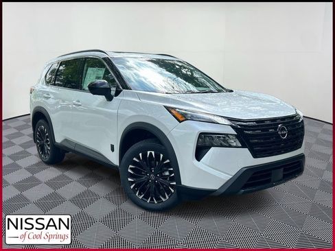 New 2026 Nissan Rogue SV AWD/4WD image 1