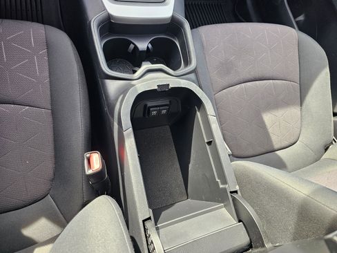 Used 2019 Toyota RAV4 XLE image 30