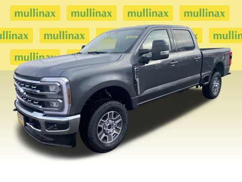 Used 2026 Ford F350 Lariat w/ FX4 Off-Road Package image 9
