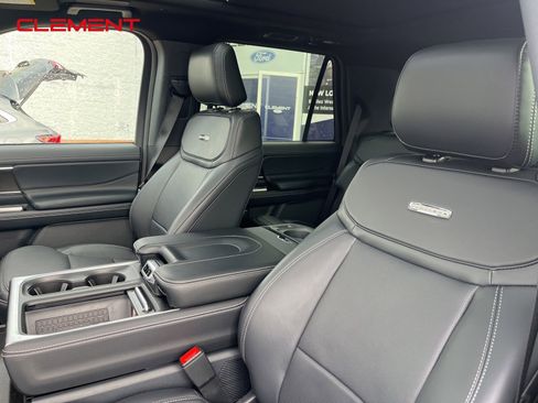 New 2025 Ford Expedition Platinum w/ Stealth Performance Package image 36